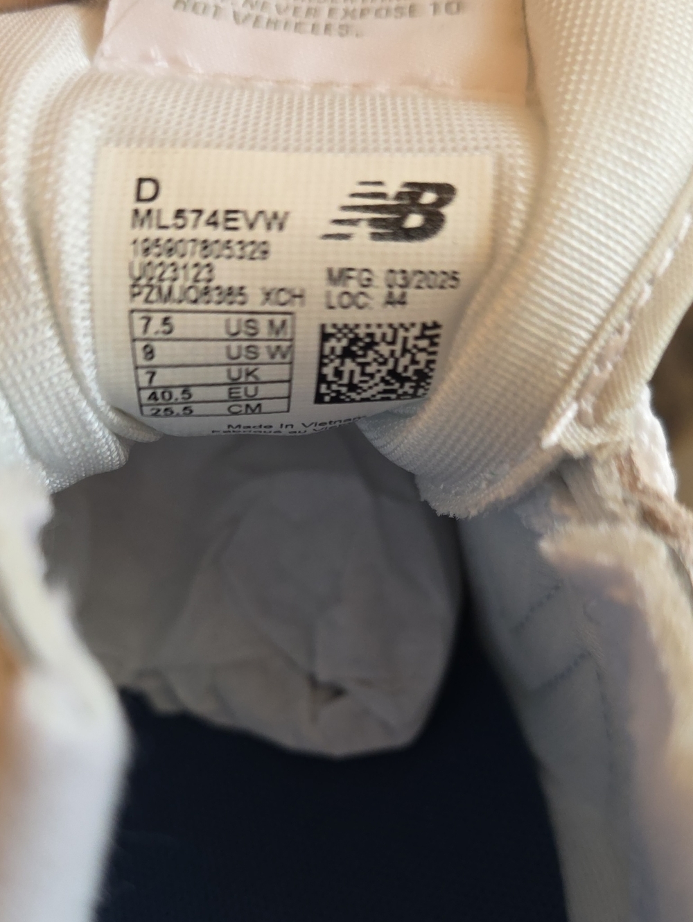 New Balance 574 Core Sneakers - Grey White US 7.5 Womens - Picture 8 of 8